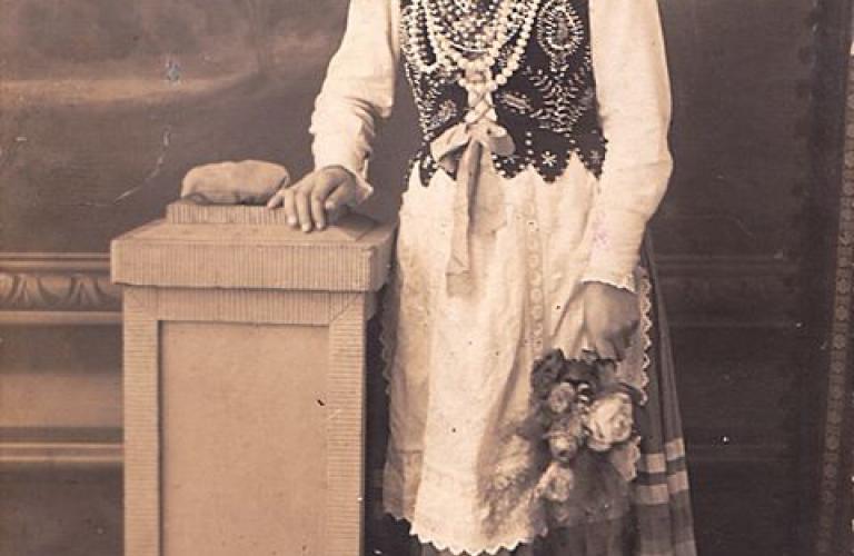 Fotografia "Lutki" z 1 sierpnia 1921 r. (prawdopodobnie Lucyna Wieczorek z d. Galus)